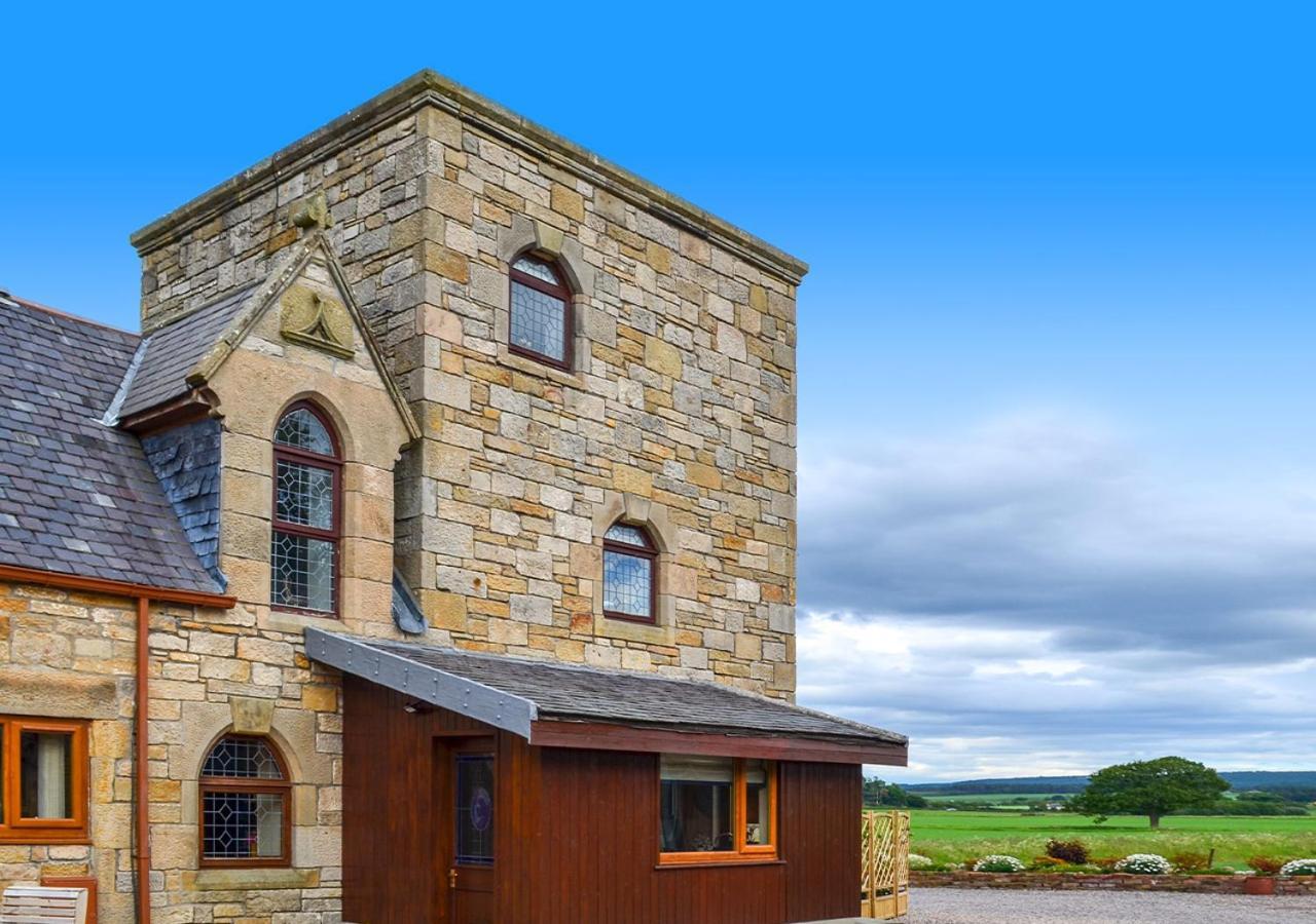 The Tower, Moray Firth Holiday Home Kinloss Exterior photo